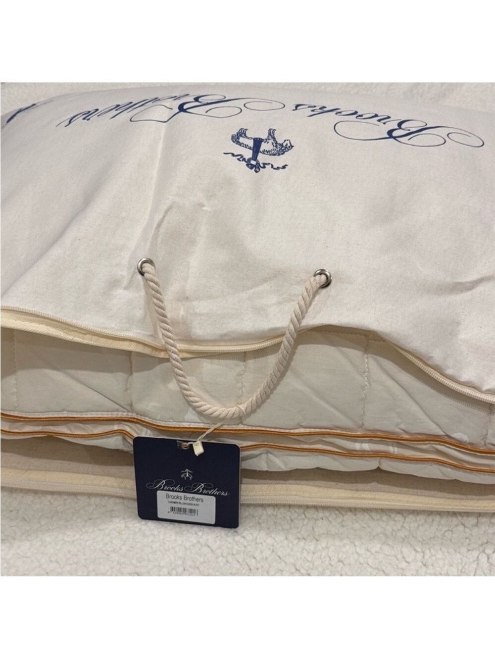 Brooks Brothers set of 2 Cashmere And Wool Blend Luxury Pillows - Picture 7 of 10